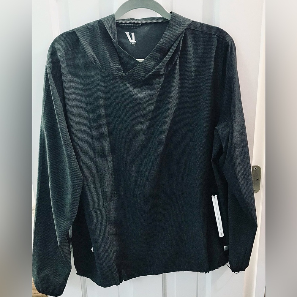 Vuori NWOT Windbreaker Hooded Jacket women’s XL